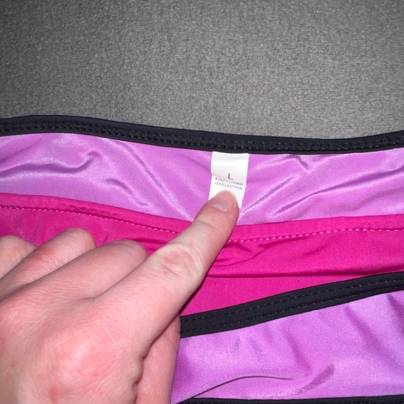 Color Block swimsuit - Picture 5 of 5